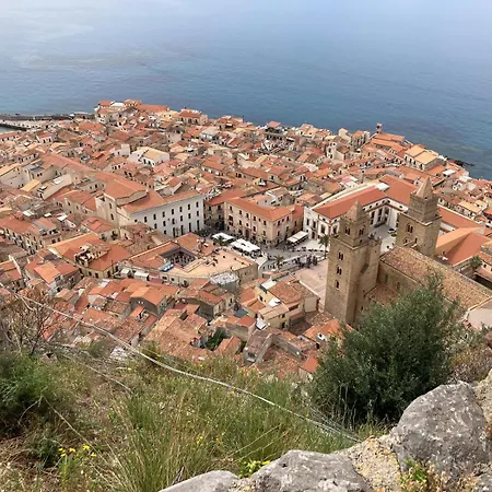 Stromae 1 Minute Duomo 3 Bedrooms 8 Guests Free Wifi * Cefalu